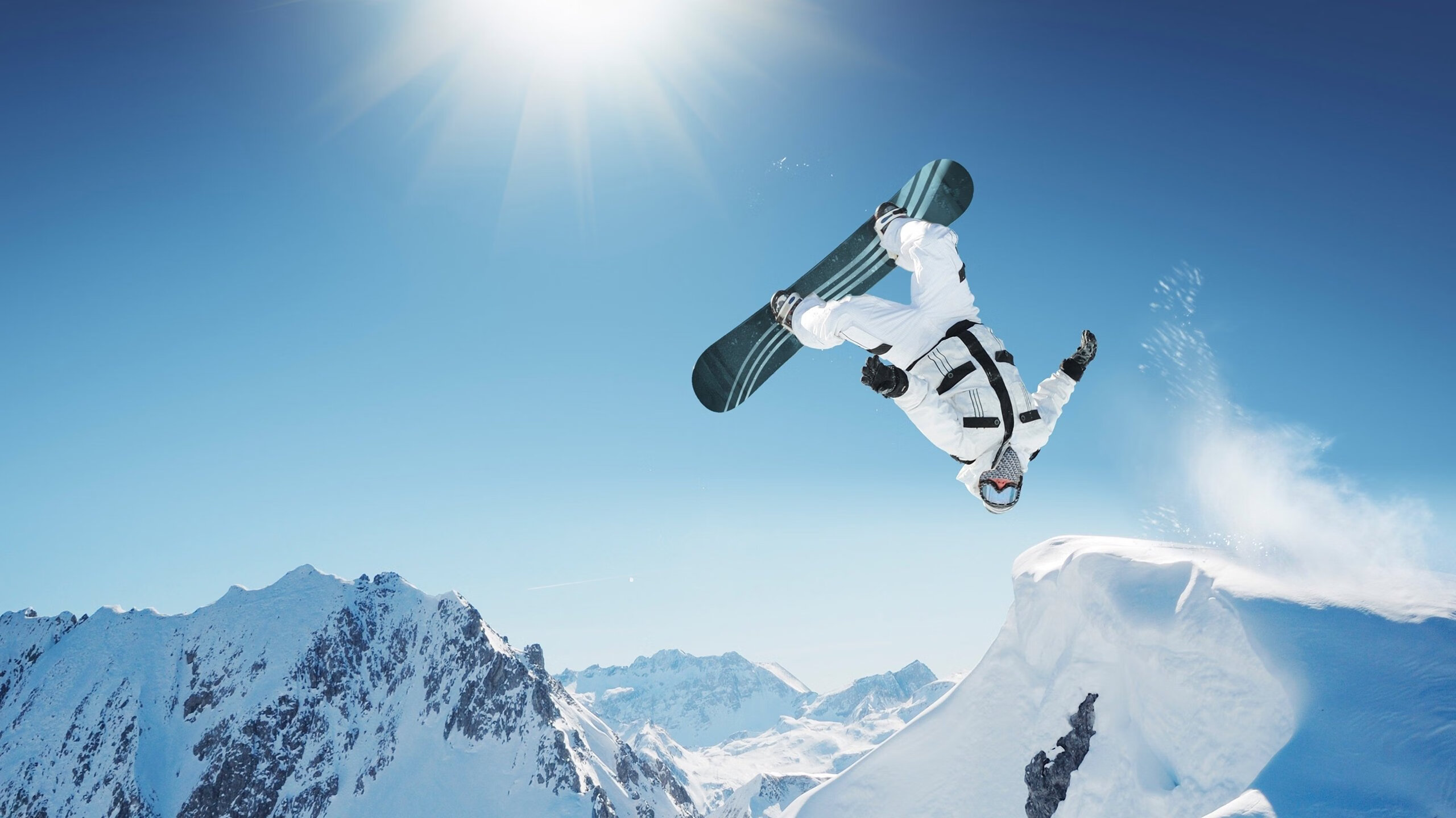 基层足球教练队伍专业化不足,作为足球教练应该具备什么素养